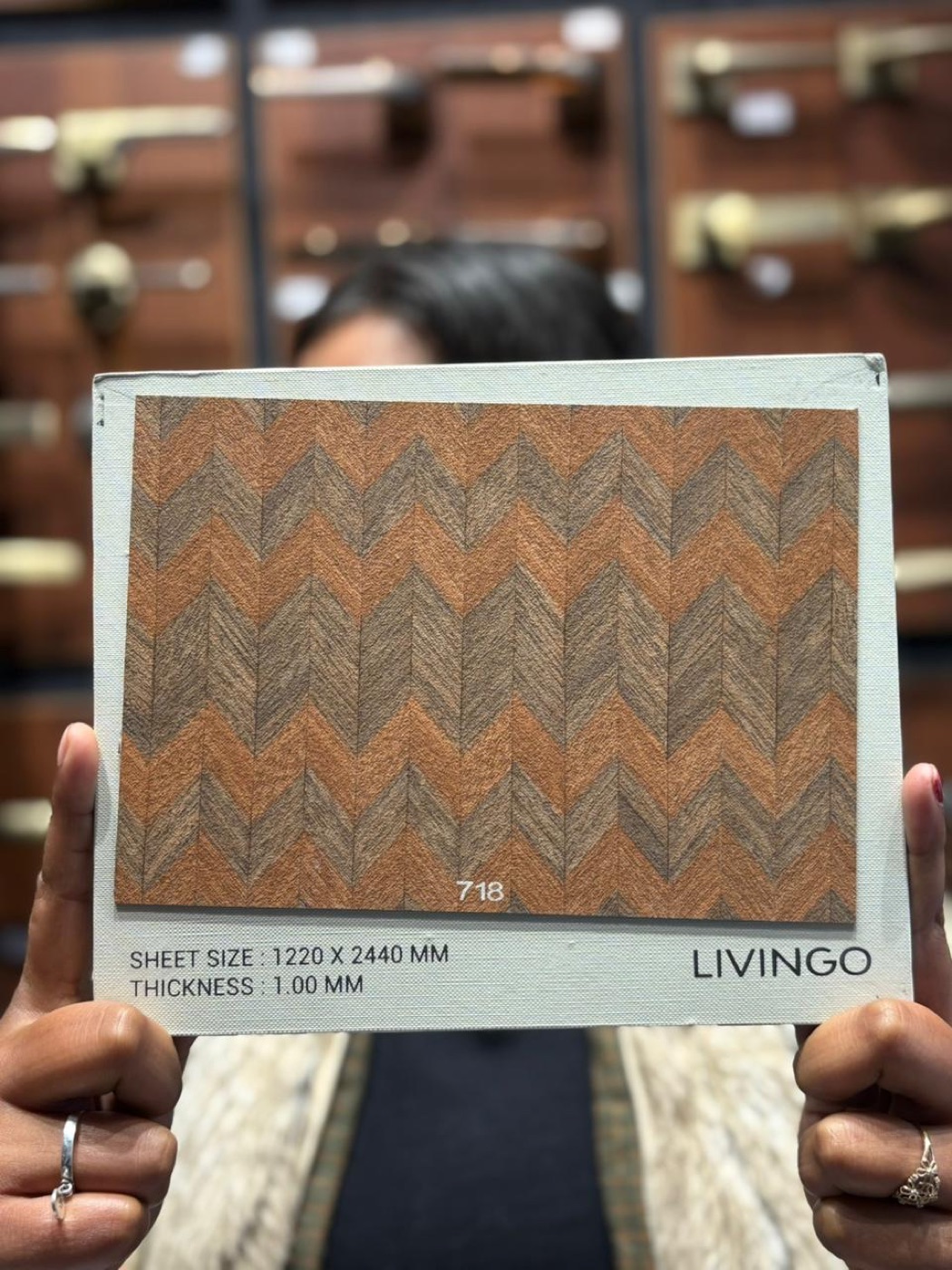 High-gloss mica sheet